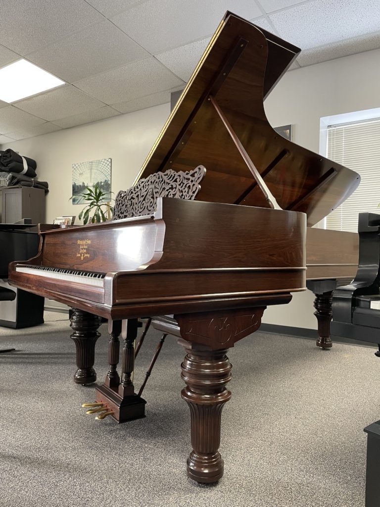 Steinway D