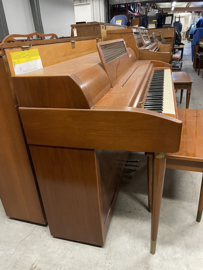 Baldwin Spinet