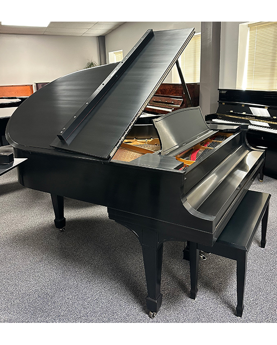 Steinway O